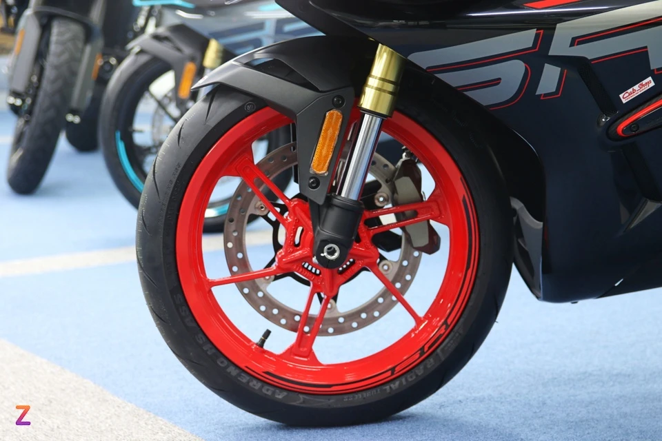 CFMoto_450SR_14