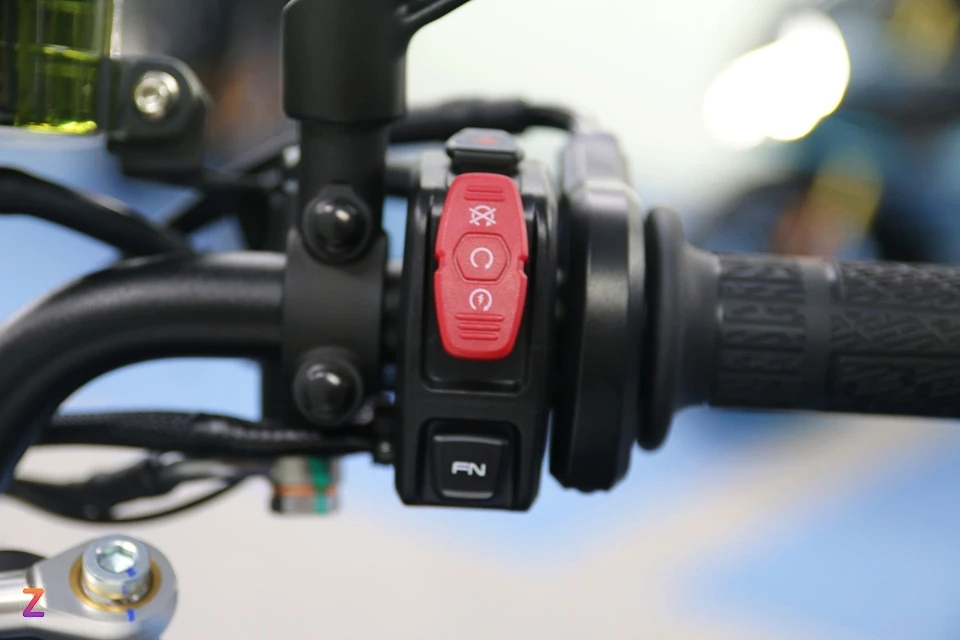 CFMoto_675NK_17