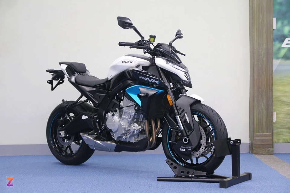 CFMoto_675NK_21