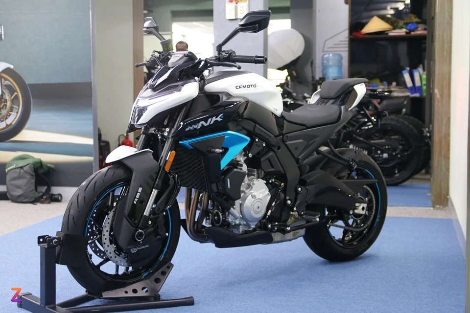 CFMoto_675NK_22