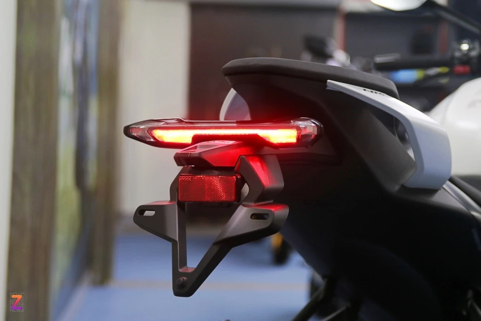 CFMoto_675NK_7