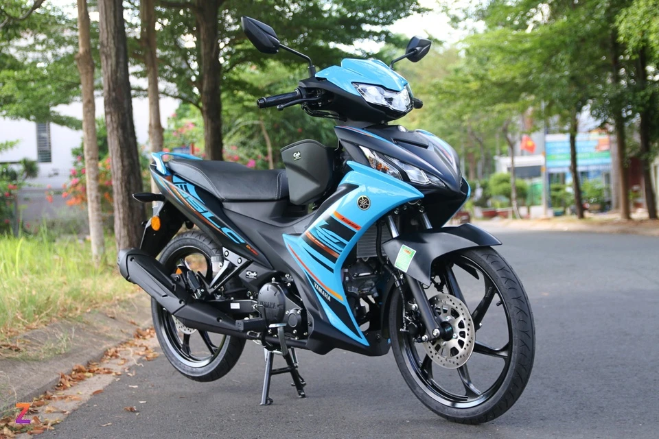 Yamaha_LC_135_1