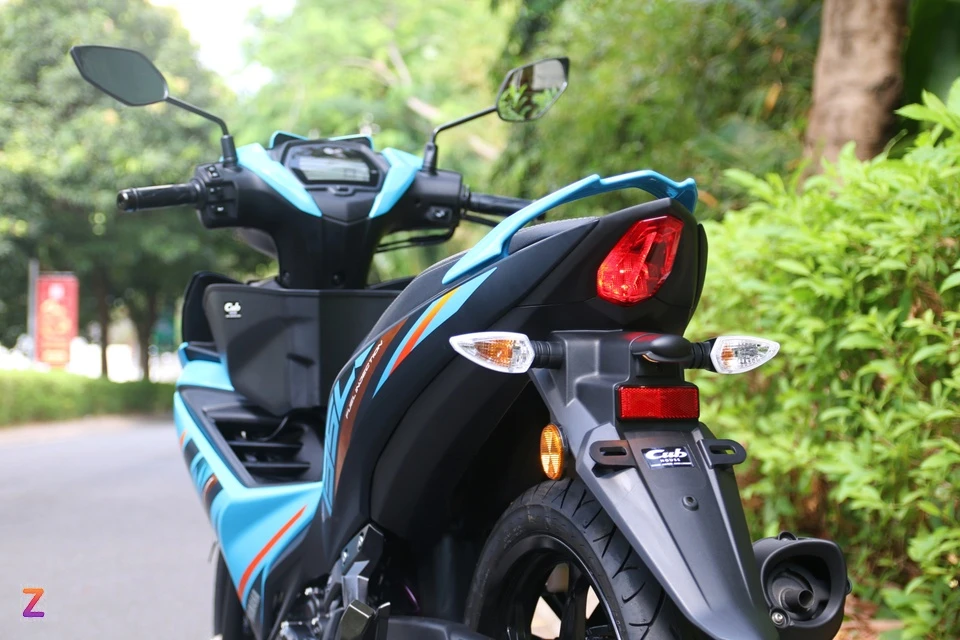 Yamaha_LC_135_10