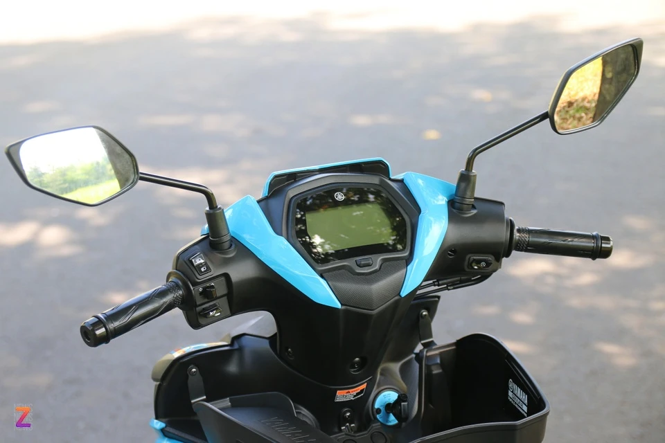 Yamaha_LC_135_14