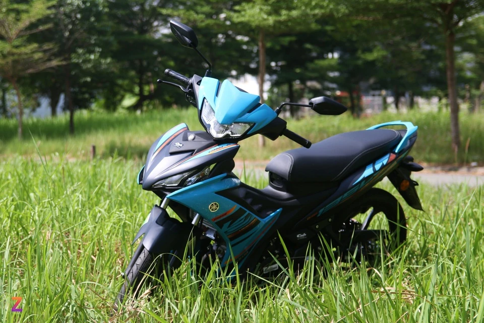 Yamaha_LC_135_25