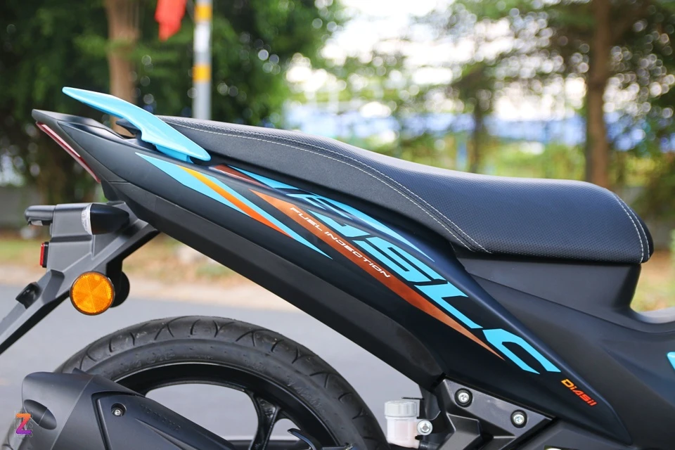 Yamaha_LC_135_3