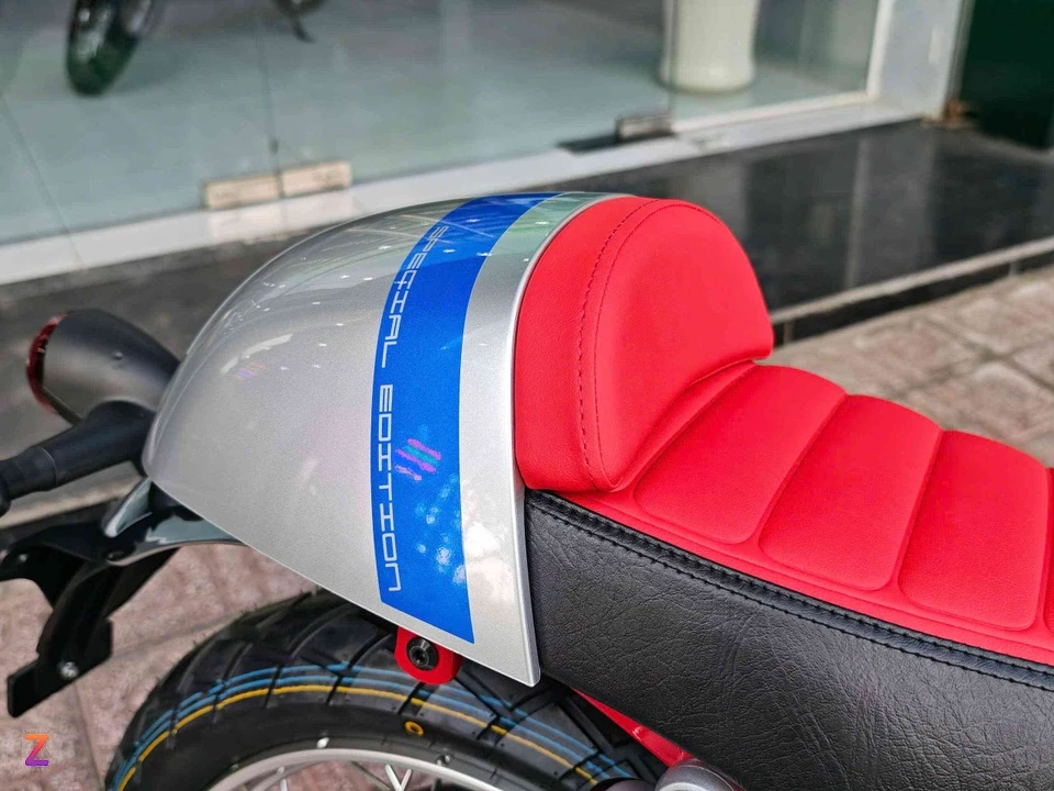 thumb_honda_cgx150_8