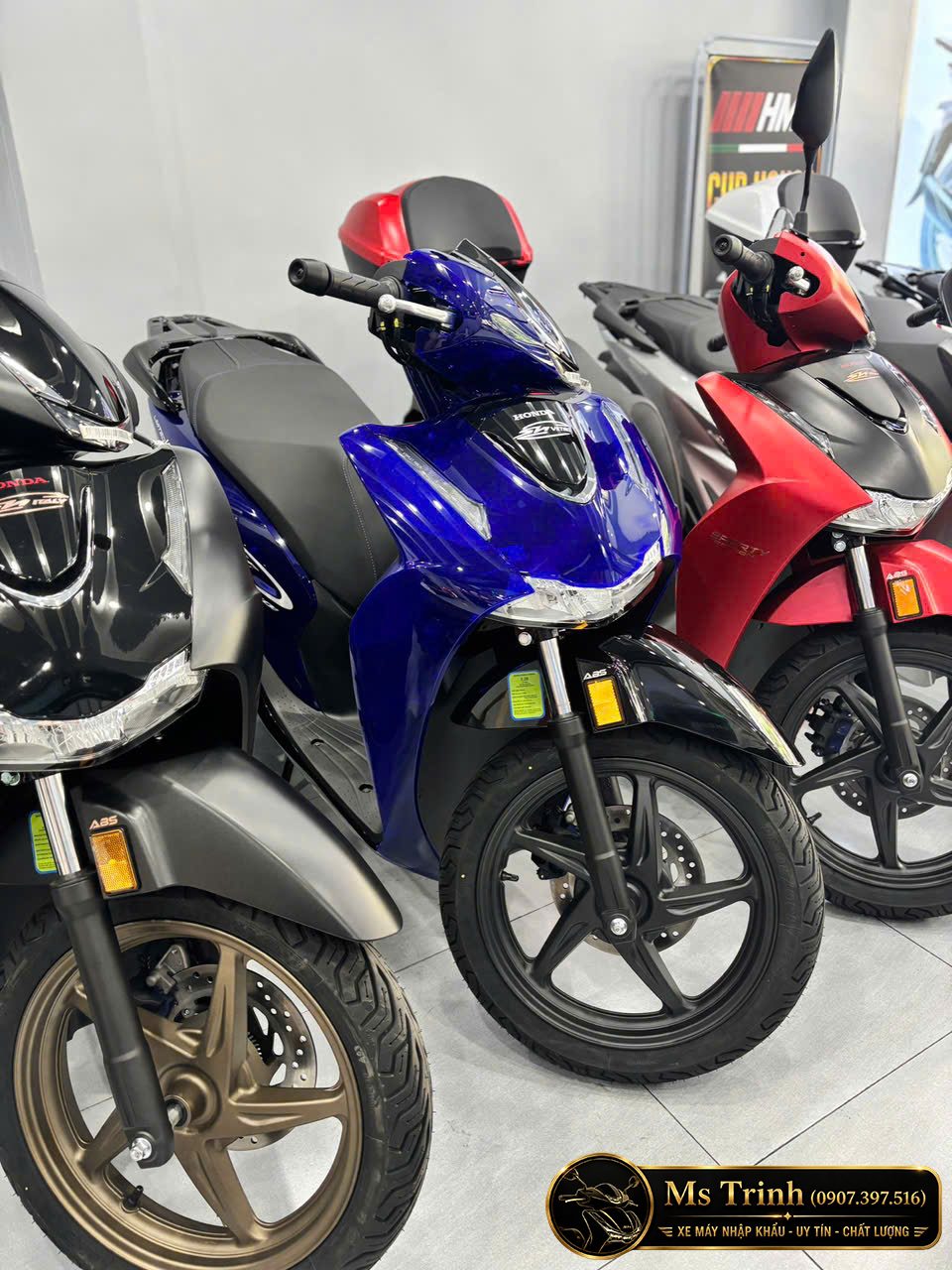 góc nhìn khác của xe Sh150 ý