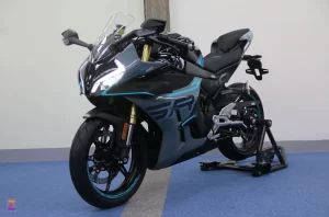 CFMoto_450SR_1